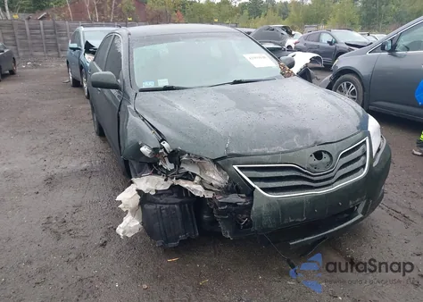 2010 Toyota Camry Le z USA, uszkodzony, nr VIN 4T1BF3EK6AU515206